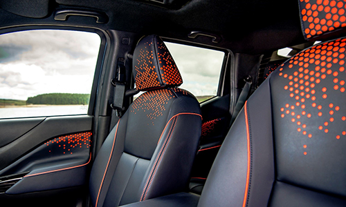 NAVARA納瓦拉“暗夜星空”版概念車 別致涂裝 2（3文章內）.jpg