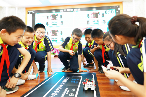 1561427383865228.png 500“日產筑夢課堂”智控駕駛課程.png