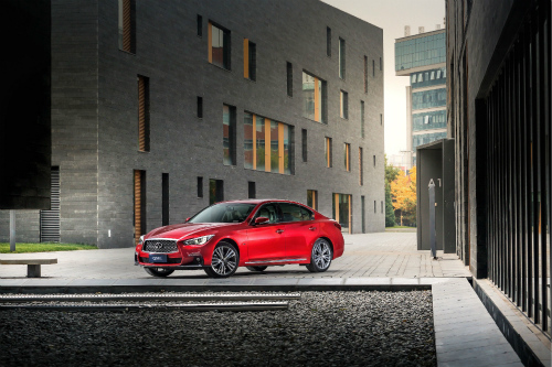 1579592056839665.jpg 6-英菲尼迪Q50L 30周年限量版_meitu_6.jpg